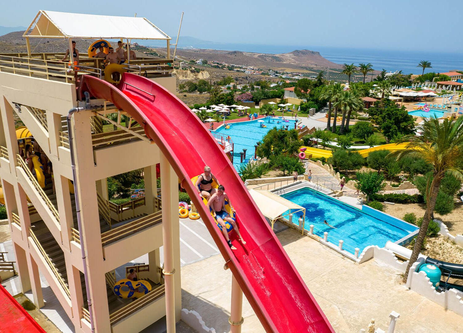 Water City — cel mai mare parc acvatic din Creta